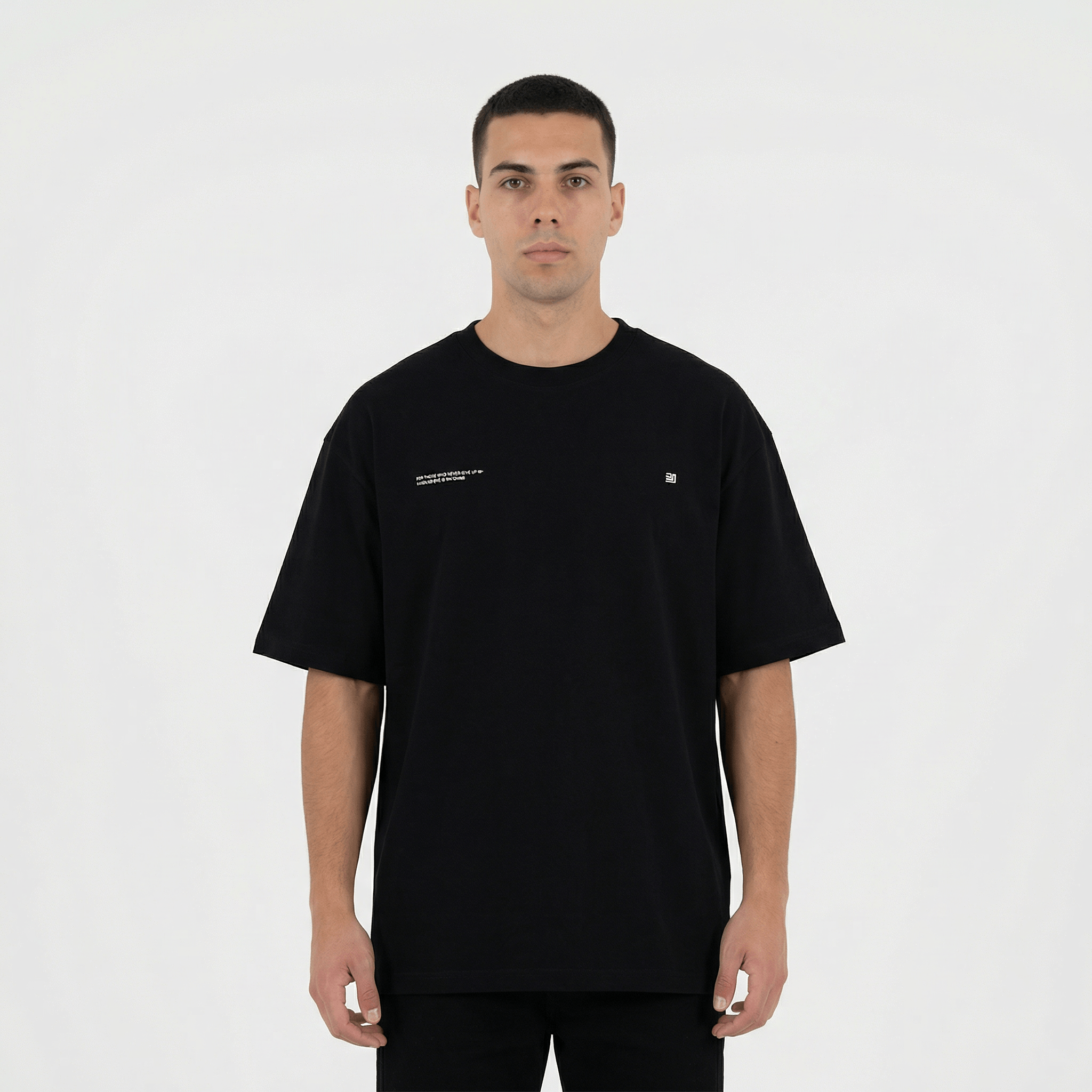 freepik__a-professional-ecommerce-studio-photography-of-a-m__32997