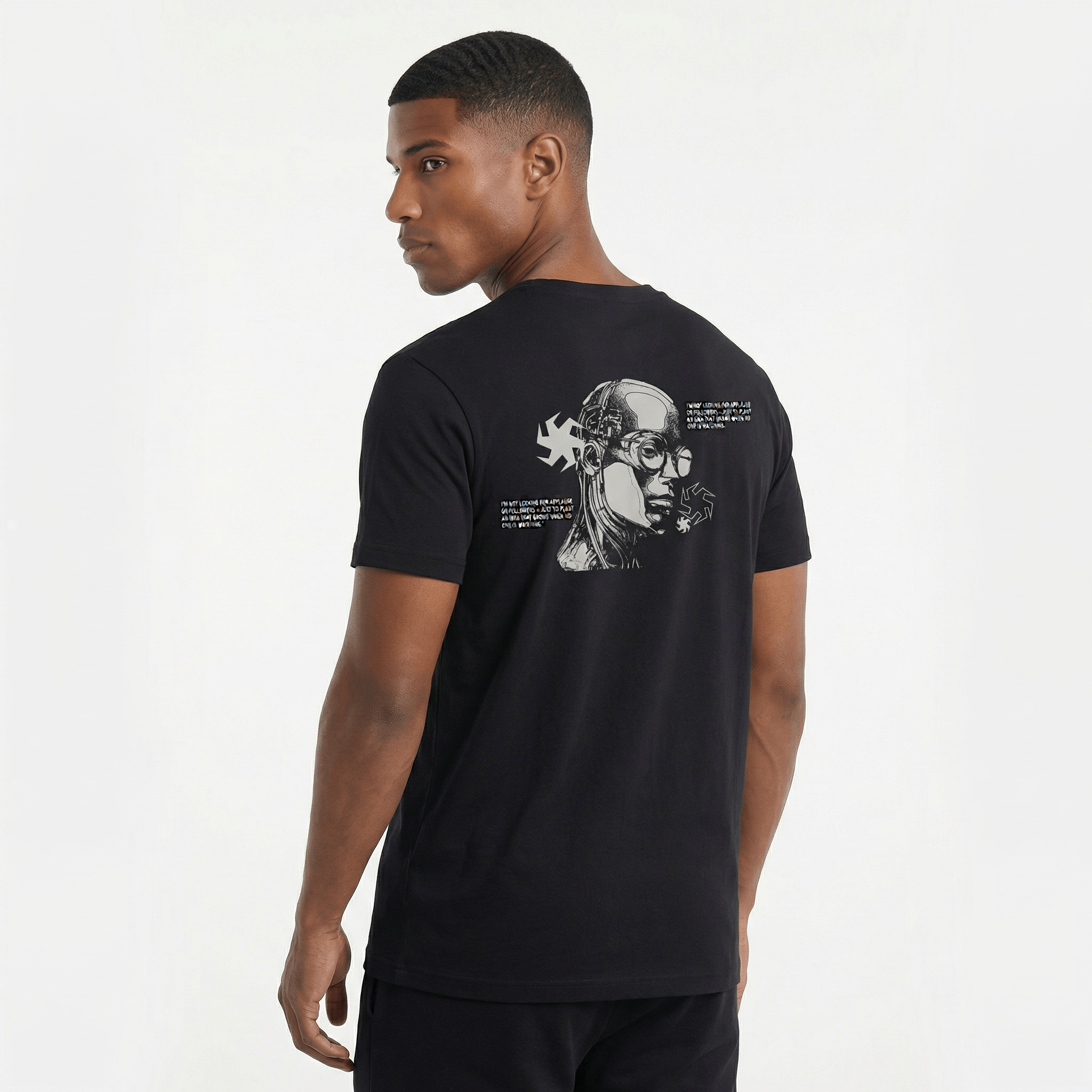 freepik__a-professional-ecommerce-studio-photography-of-a-m__33010