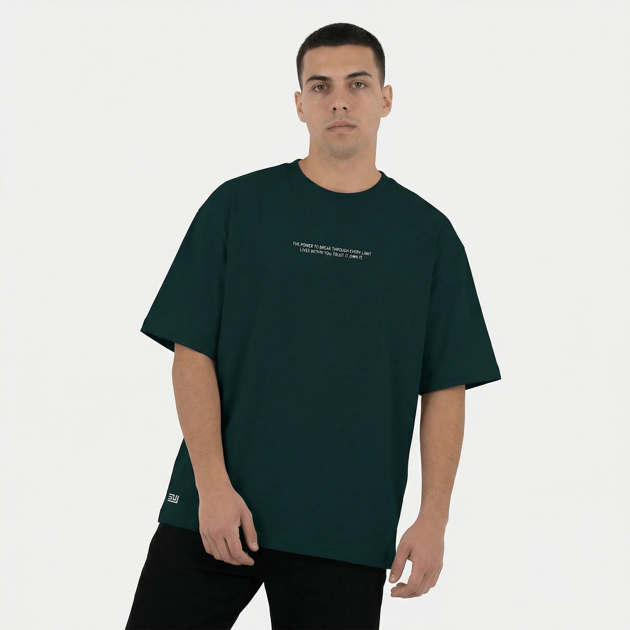 freepik__a-professional-ecommerce-studio-photography-of-a-m__33017