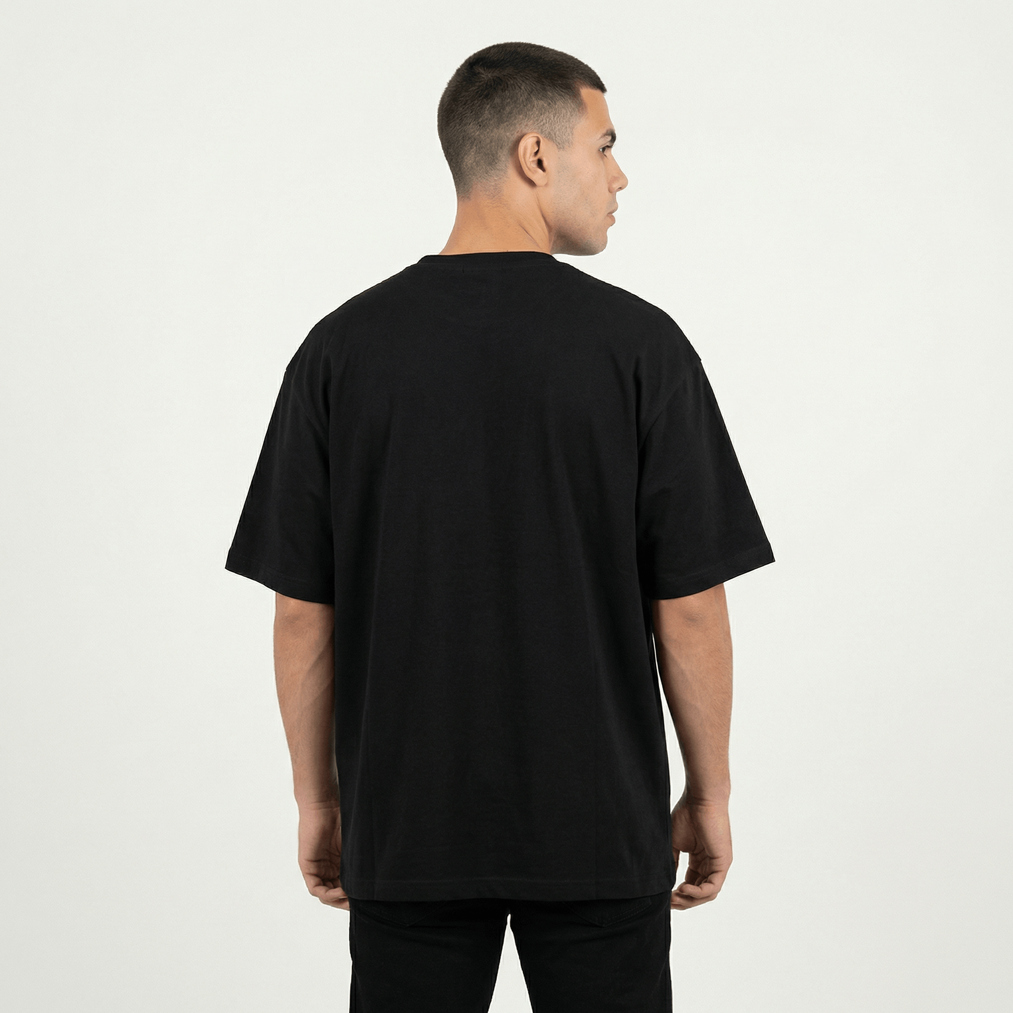 freepik__a-professional-ecommerce-studio-photography-of-a-m__38293