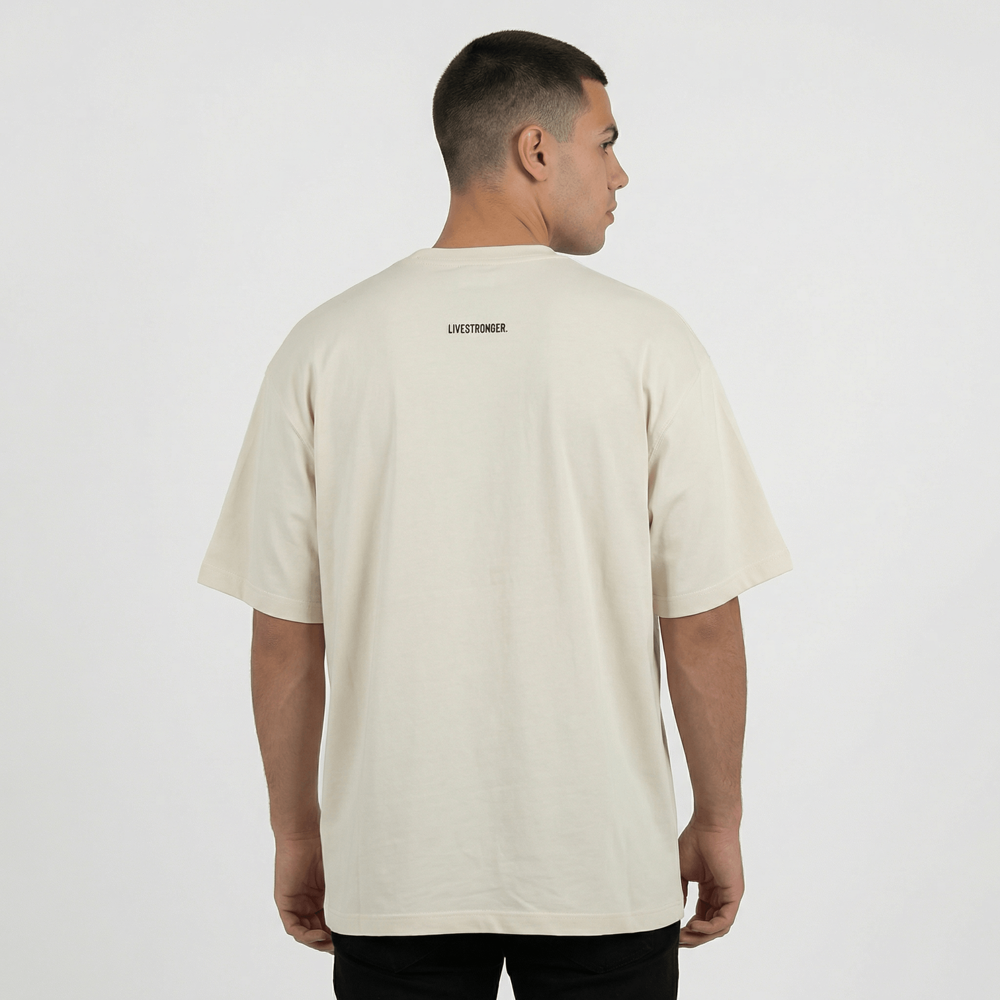 freepik__a-professional-ecommerce-studio-photography-of-a-m__52213