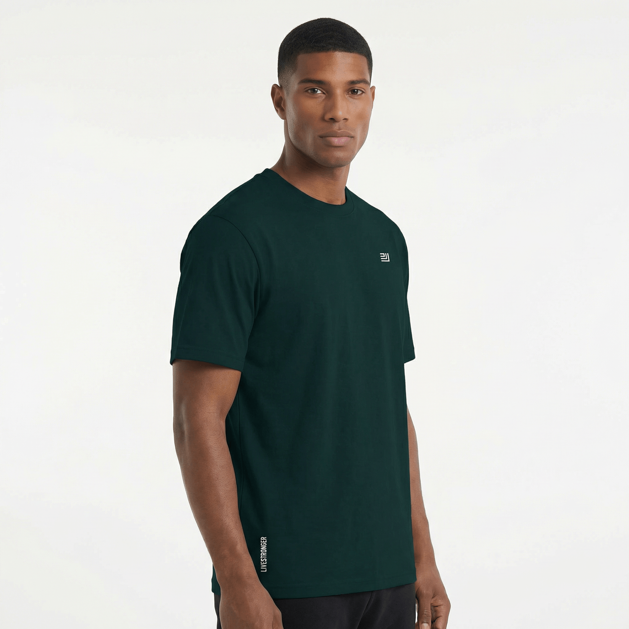 freepik__a-professional-ecommerce-studio-photography-of-a-m__52232