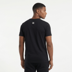 freepik__a-professional-ecommerce-studio-photography-of-a-m__52247